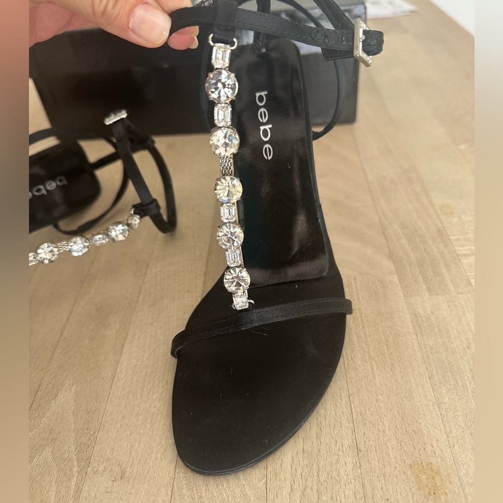 BEBE vintage Gwyneth Heel